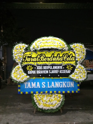 Papan Bunga Duka di Banturung
